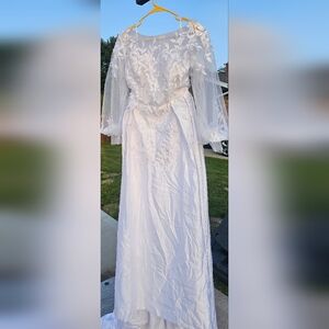 Elegant White Lace Dress